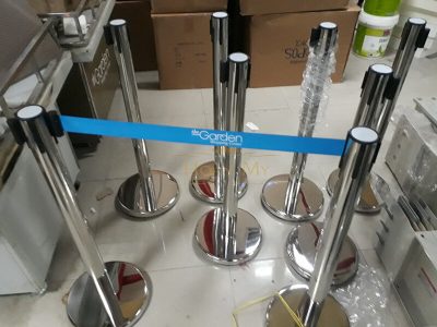 cot chan inox day keo rut 2m 10