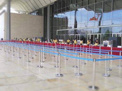 cot chan inox day keo rut 2m 8