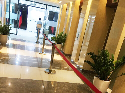 Cột chắn công ty Capitaland