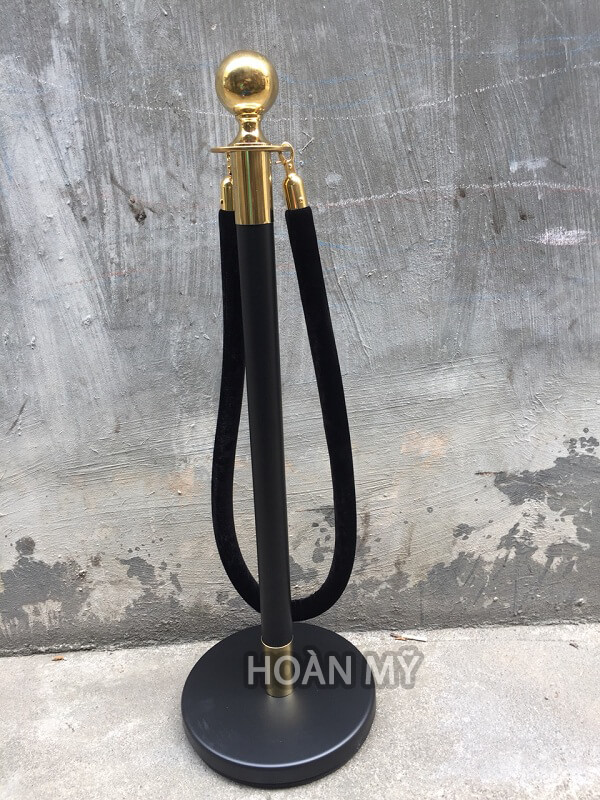 cot chan inox day den